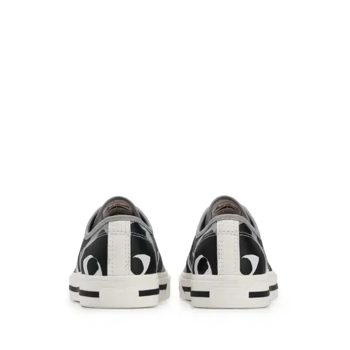 PLAY CONVERSE Low Top Black Heart Jack Purcell Sneakers