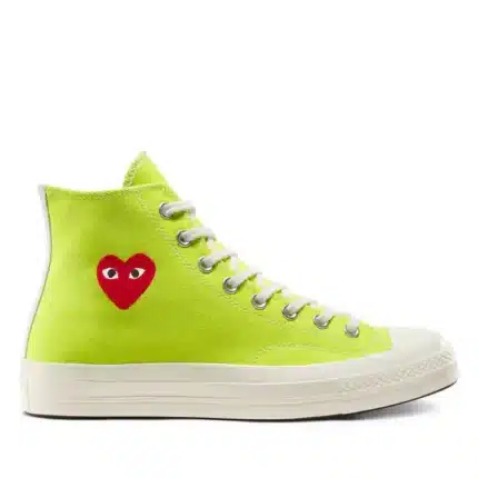 PLAY CONVERSE Red Heart Chuck Taylor ’70 High Top